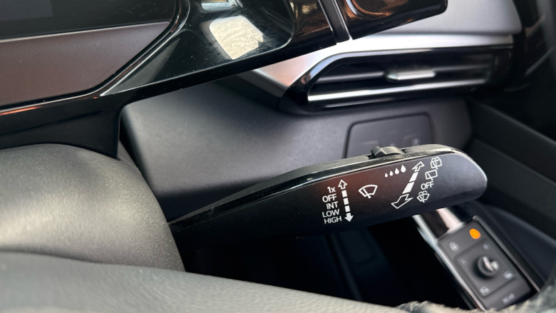 Volkswagen ID.4 109kW Life Pure 52kWh 5dr Auto Electric Estate